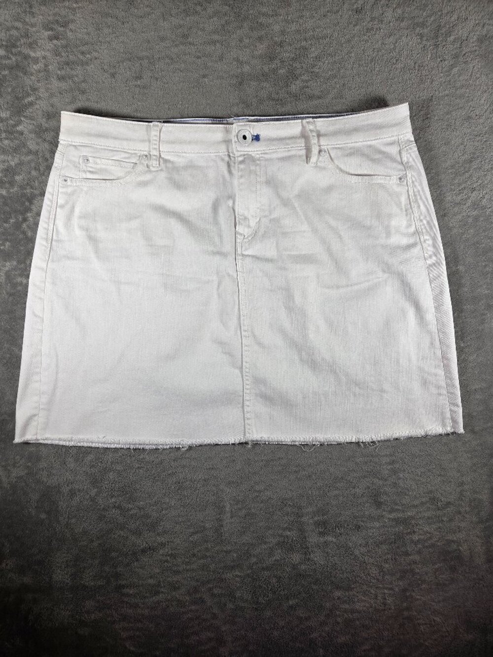Vineyard Vines White Denim Mini Skirt with Frayed Hem Size 16
